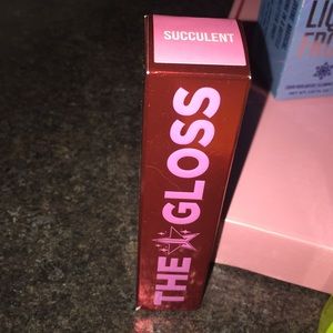 Exclusive Jeffree Star the gloss succulent